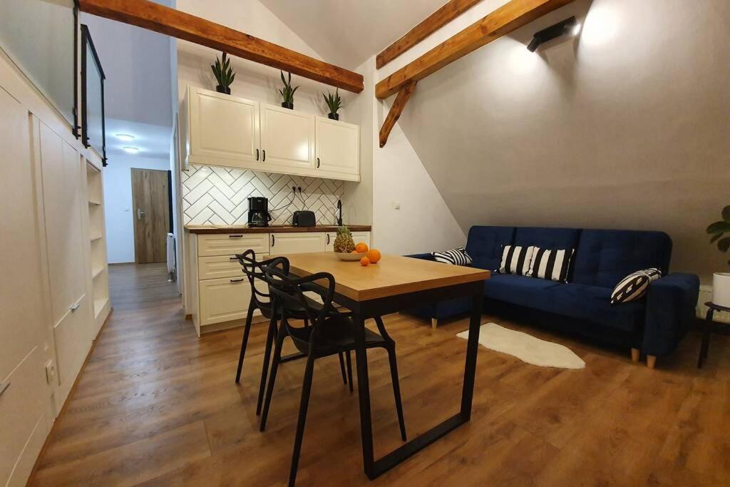 Appartement Koci Dom Loft à Wieliczka Extérieur photo